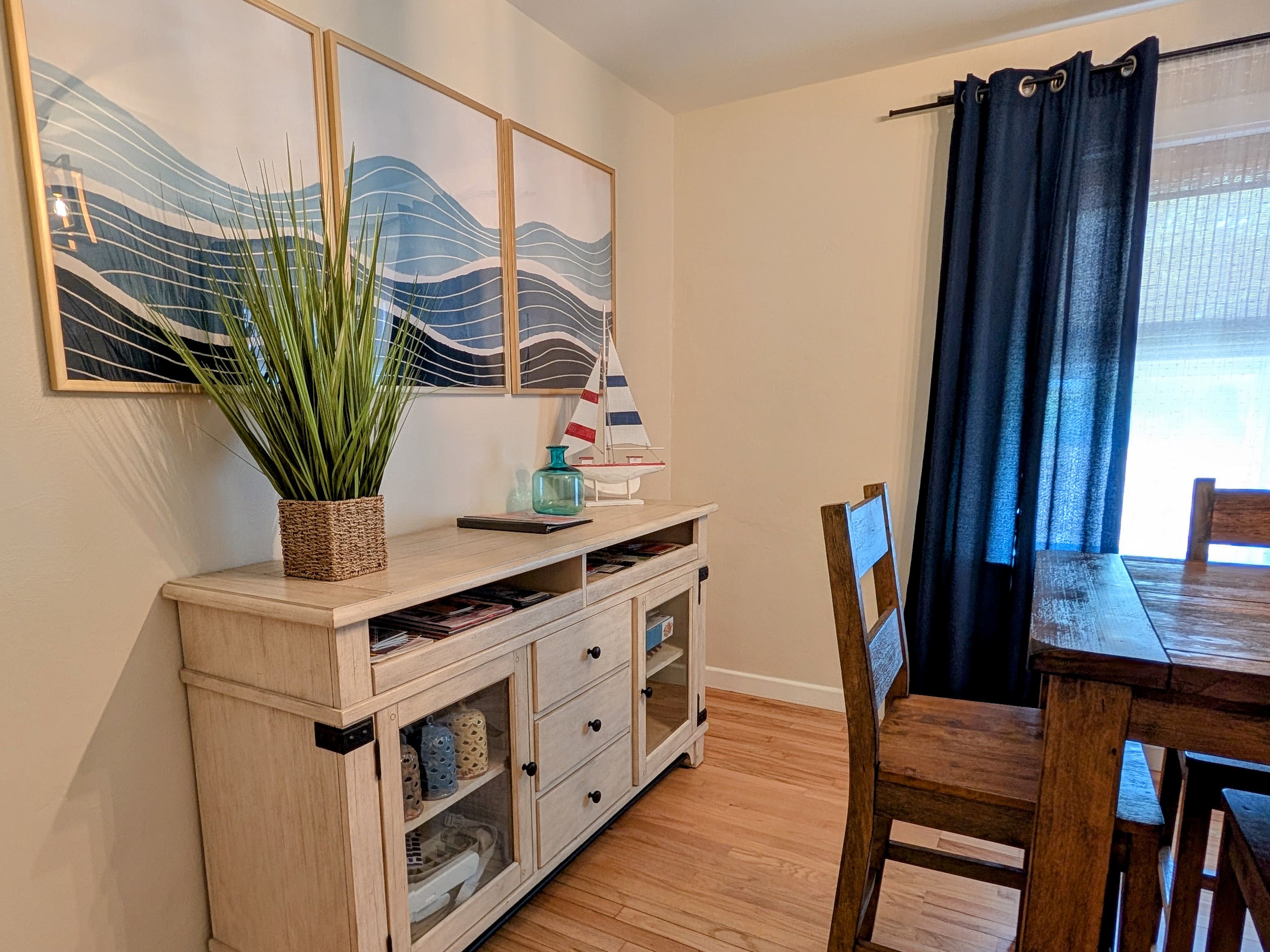 1st Floor - Dining Room Photo