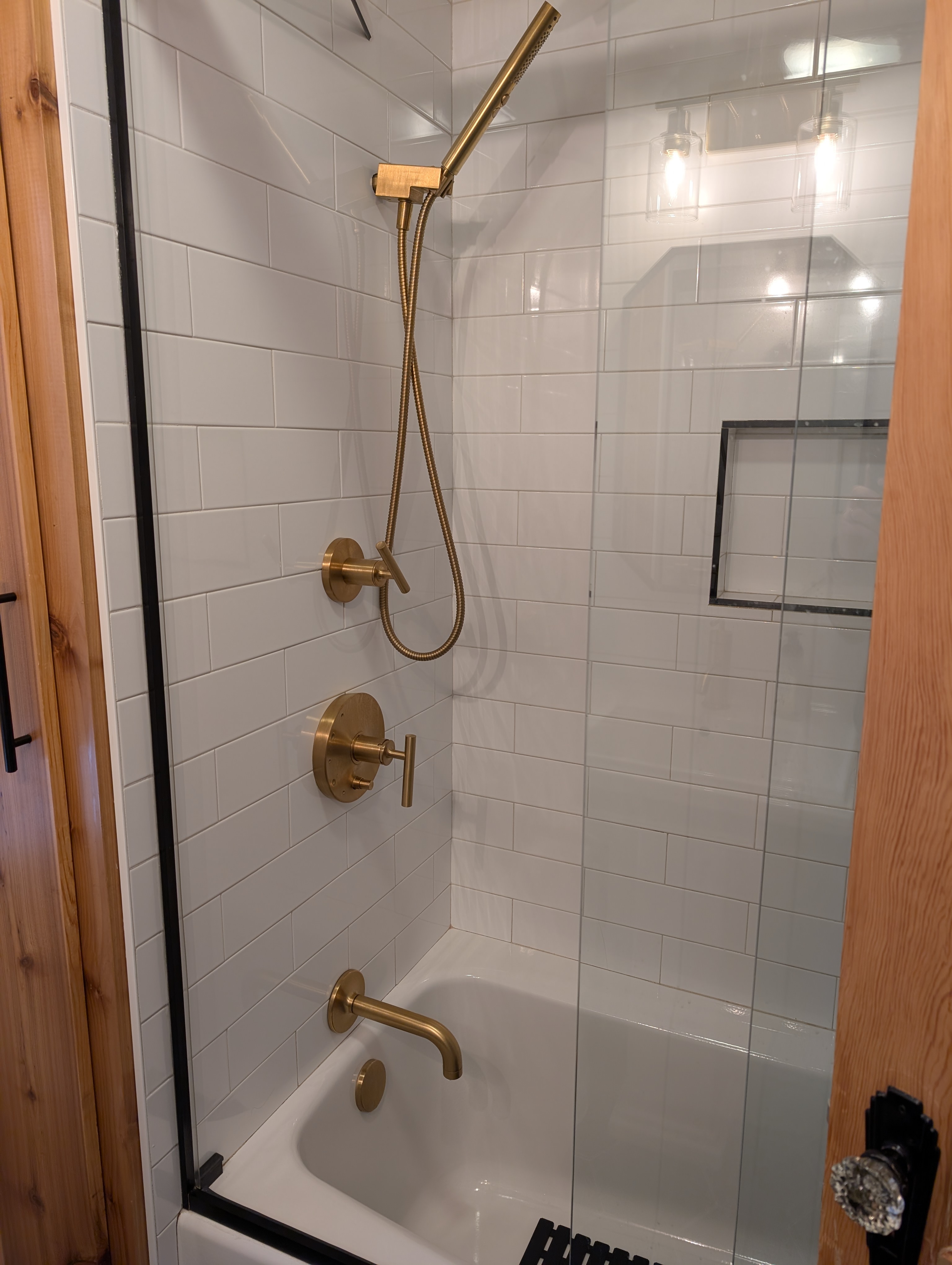 2nd Floor - Full Bath Photo